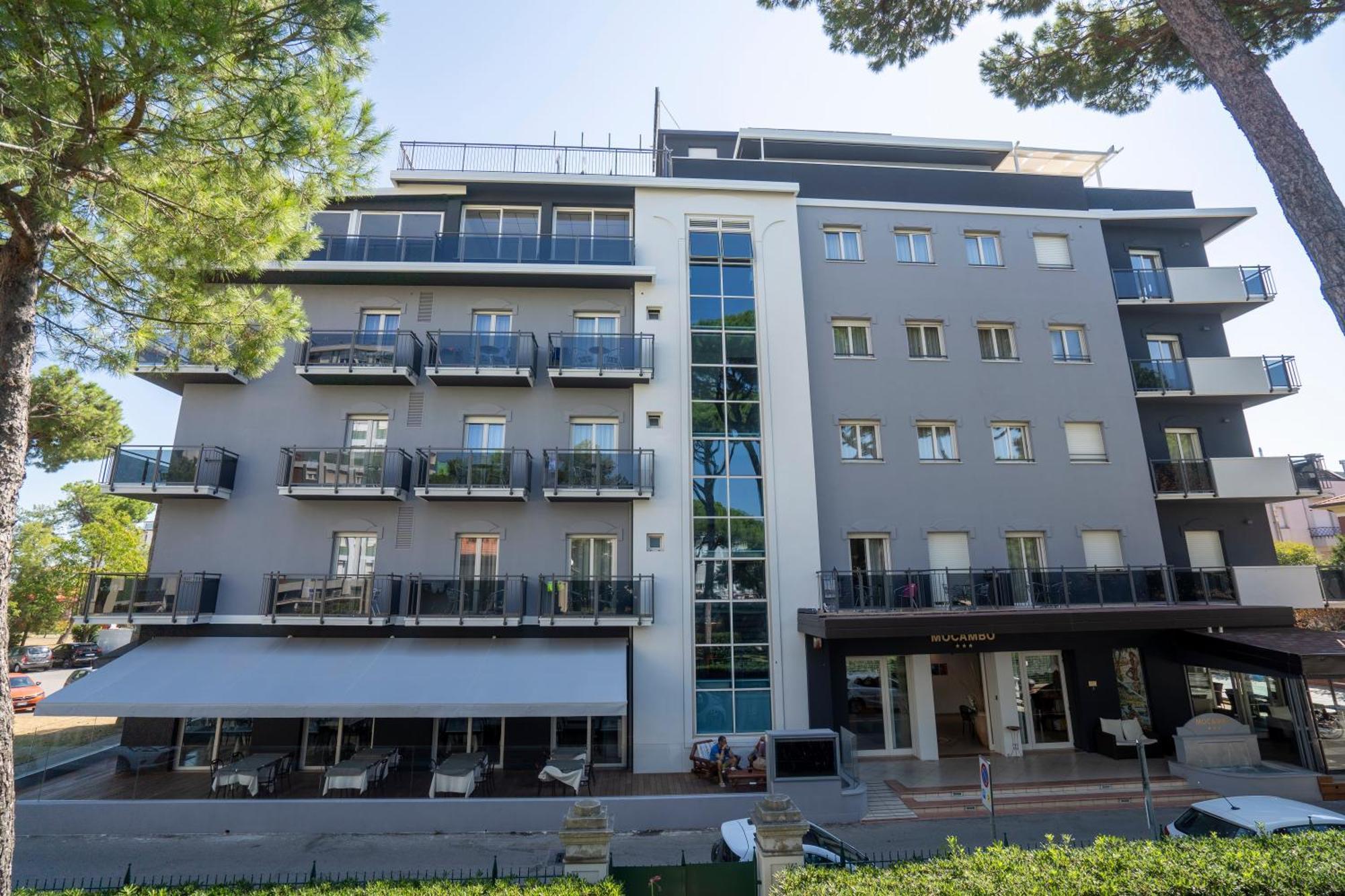 Hotel Mocambo Riccione Exterior photo