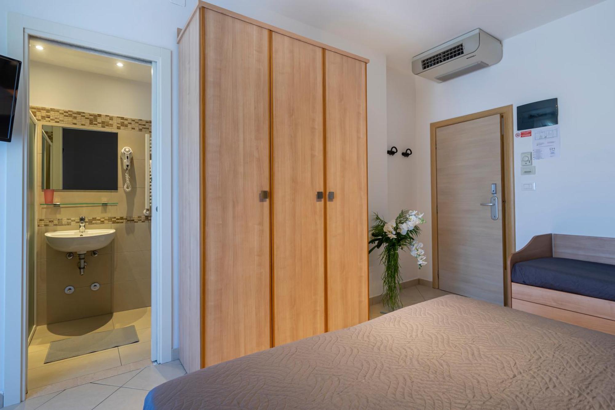 Hotel Mocambo Riccione Room photo